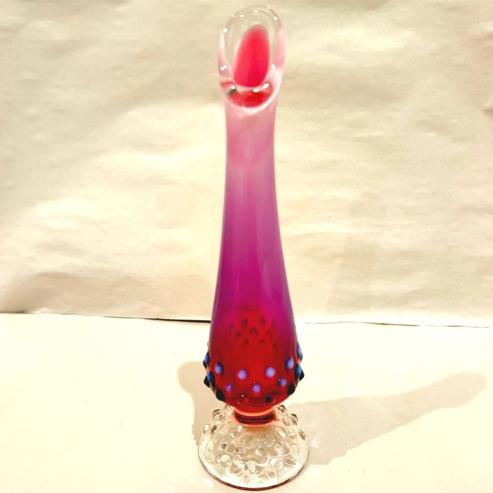 RARE Fenton Plum Opalescent Hobnail Swung Bud Vase 8